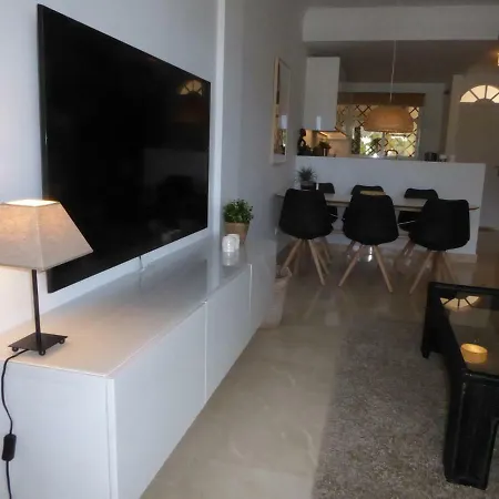 Aloha Gardens Near Puerto Banus With Breathtaking Mountain View Apartment