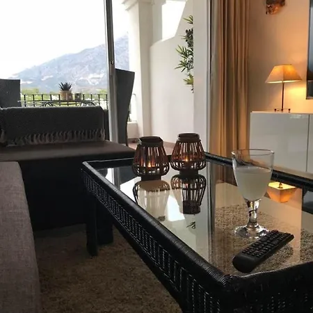 Apartment Aloha Gardens Near Puerto Banus With Breathtaking Mountain View *